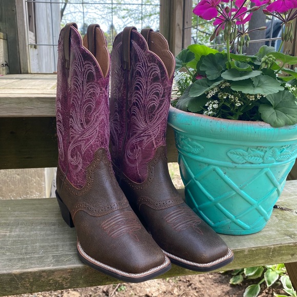 Ariat Shoes - Ariat Mesquite Purple Square Toe Cowboy Boots 7.5